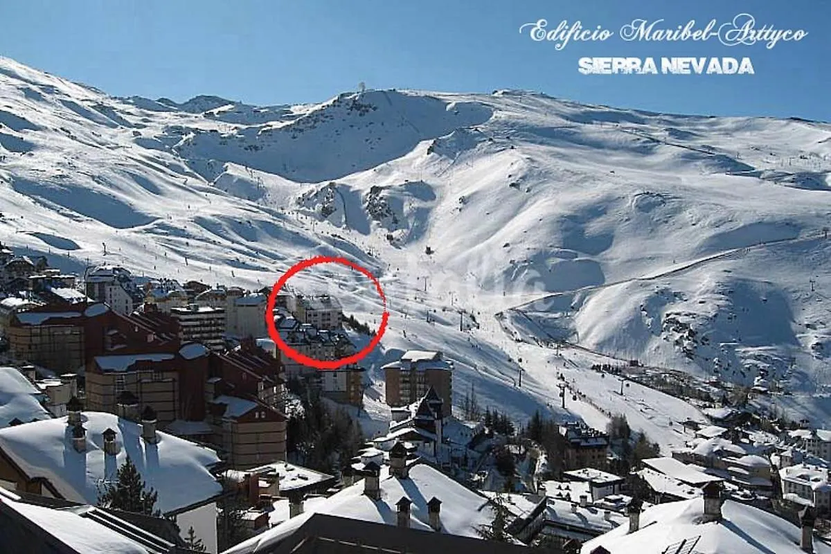 Sierra Nevada A Pie De Pista Ski 塞拉内华达